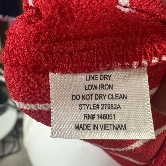 Monteau Red and white striped tank top V-neck Size M - Picture 10 of 10